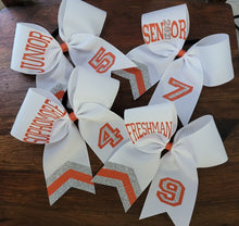 Load image into Gallery viewer, Set of white and orange hair bows with class designations
